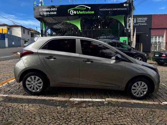 HYUNDAI HB20 1.0 UNIQUE 12V FLEX 4P MANUAL